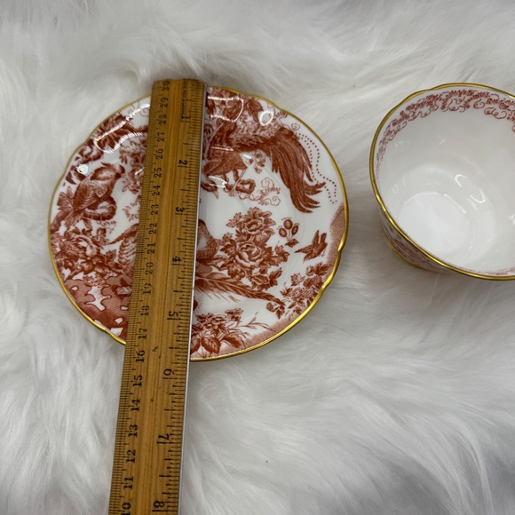 Royal Crown Derby "Red Aves" tea cups and saucers. Vintage bone china 1970 - Picture 9 of 9